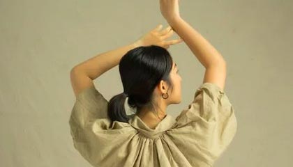 开云注册网址-“花式运球：联盟高手的炫酷过人秀”，花式运球过人教学视频